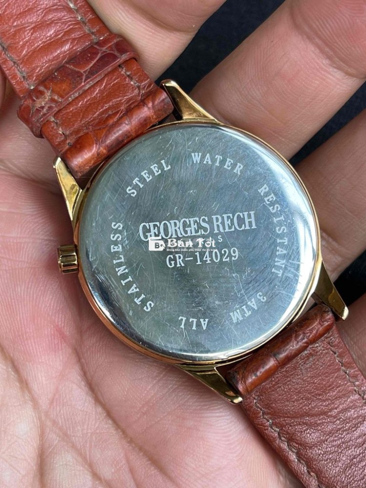 đồng hồ pin chính hãng nhật