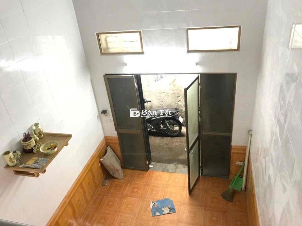 Nhà ở ngõ diện tích 33m2, 1 sàn 1 gác lửng, 2 nhà vệ sinh