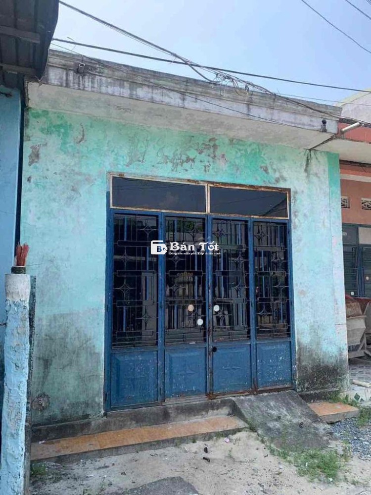 Nhà cấp 4 85m2 đất, vị trí ngay trước cảng biển Liên Chiểu