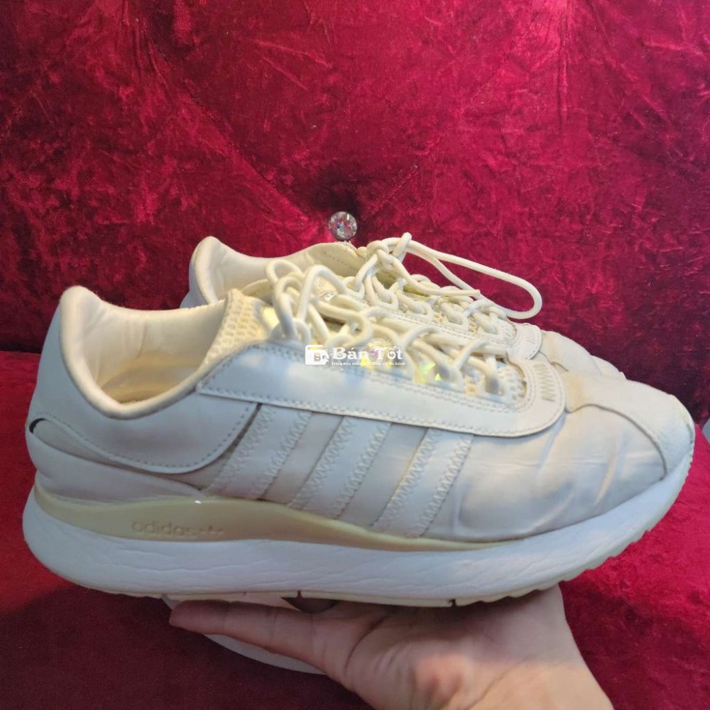 Giày adidas chính hang size 40