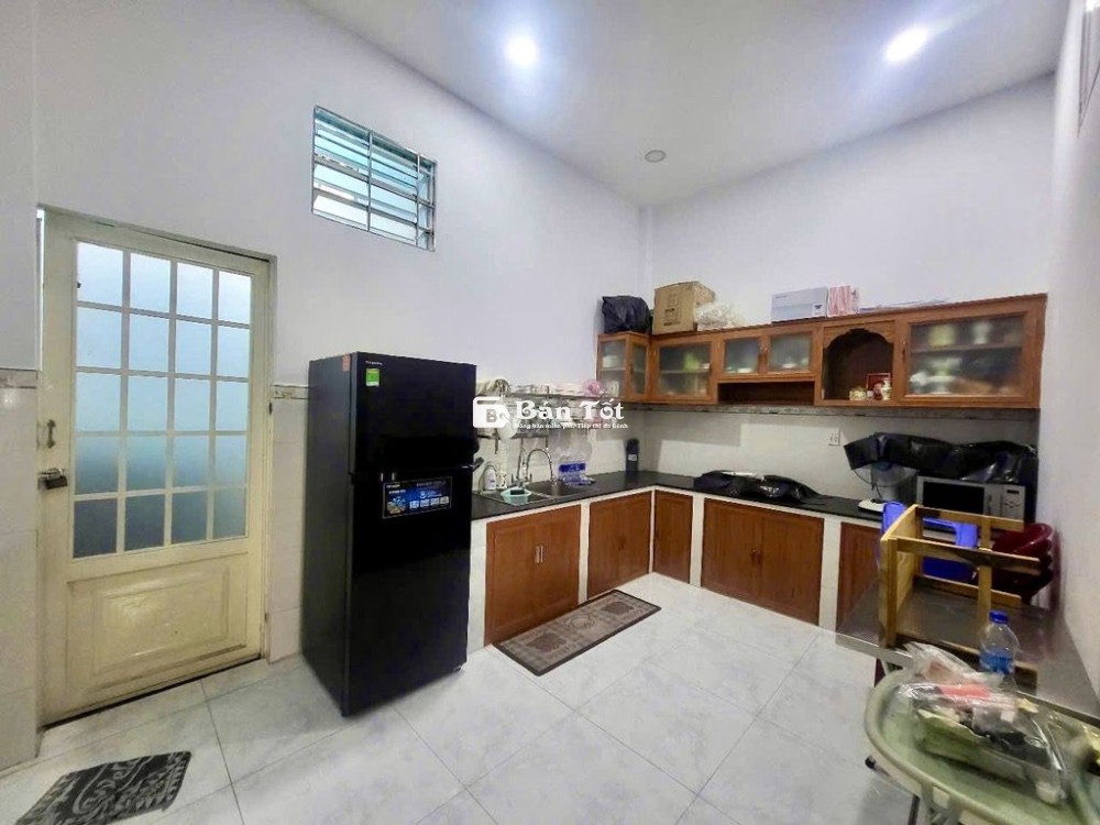 Nhà đẹp, sát bên khu 38HA Thuận Kiều, 70m2x 4m5 nhỉnh 5T