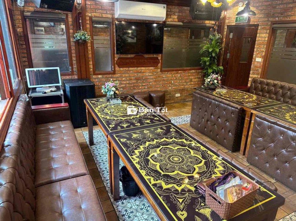 Cần tuyển NV order & chạy bàn - Bao ăn ở
