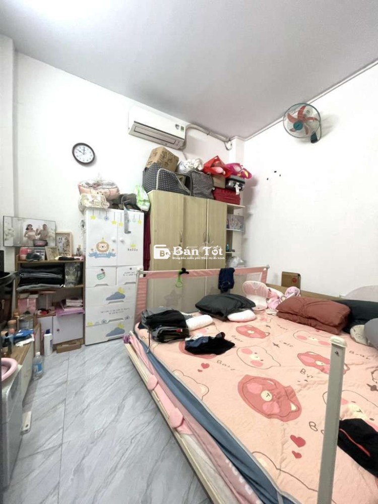 Bán nhà, Kênh Tân Hoá, 4m x 10m, hẻm xe hơi, sát mặt tiền, chỉ 3.xx tỷ
