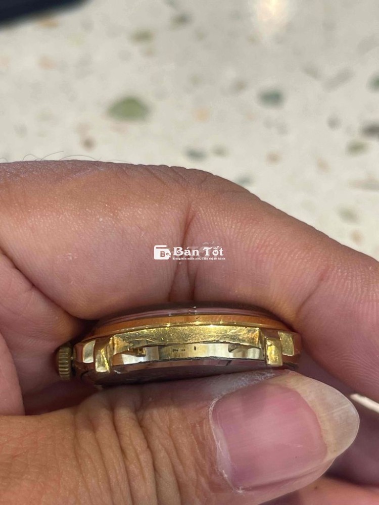 đồng hồ quân đội