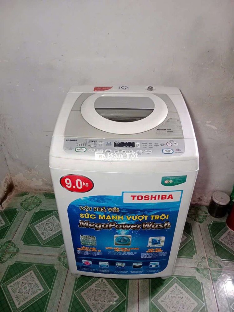 Em bán máy giặt Toshiba 9 kg inverter, như hình