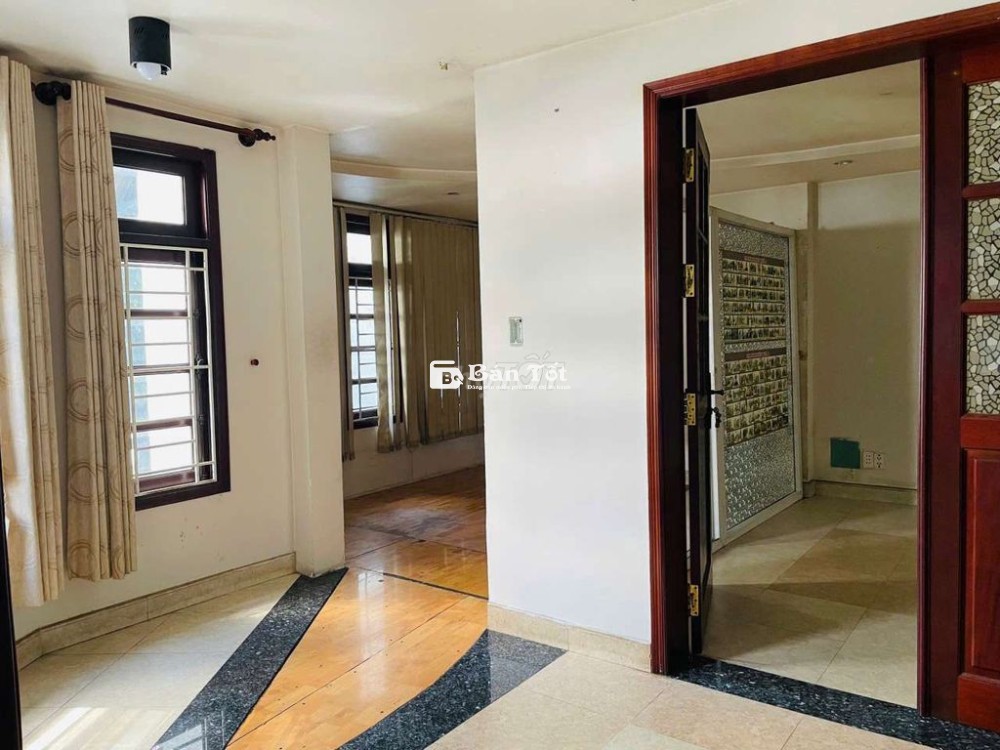 🏡biệt thự MT khu K3OO - TT thương mại VinCOM TÂN BÌNH
 8 x 11 5 TẦNG