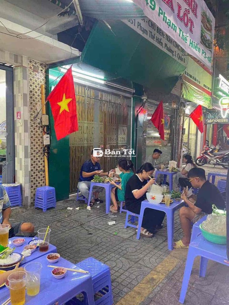 Tuyển Gấp Nhân Viên Phụ Việc Quán Ăn
