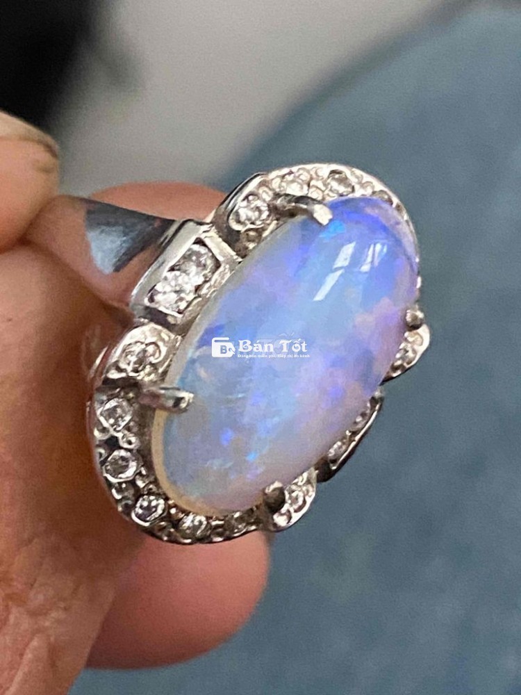 nhẫn bạc đính đá opal thiên nhiên
