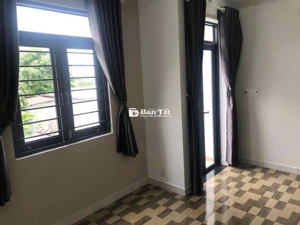 Bán nhà nhỏ vào ở ngay đối diện Bách Hoá Xanh giá 1tỷ450
