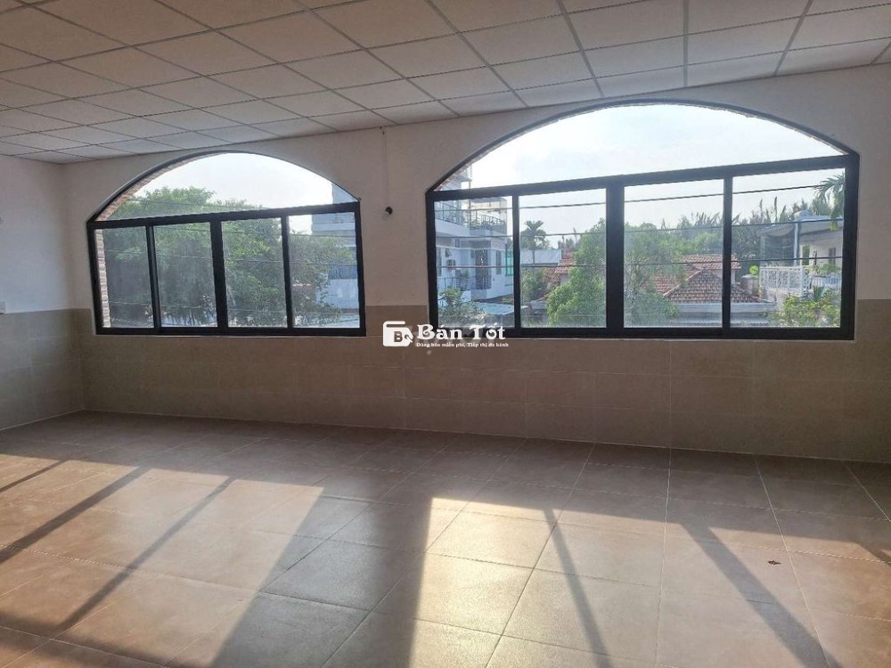 CĂN HỘ MỚI XÂY LẦU 1 DTSD 70M² TRỐNG SUỐT BẾP WC NHƯ HÌNH. SÂN THƯỢNG