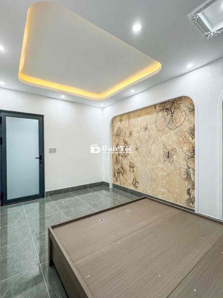 NHÀ LẦU MỚI TUYỆT ĐẸP ĐỐI DIỆN CHỢ AN CƯ