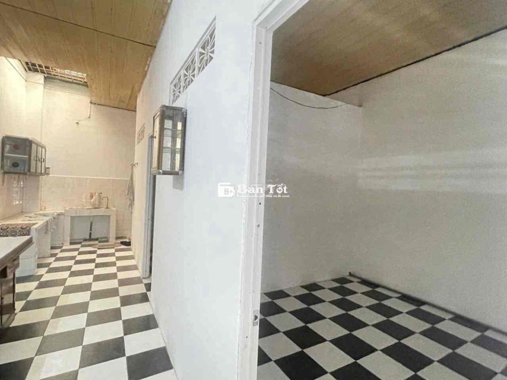 Bán căn nhà cấp 4 ngang 5m phường Linh Chiểu cách đường VV Ngân 200m