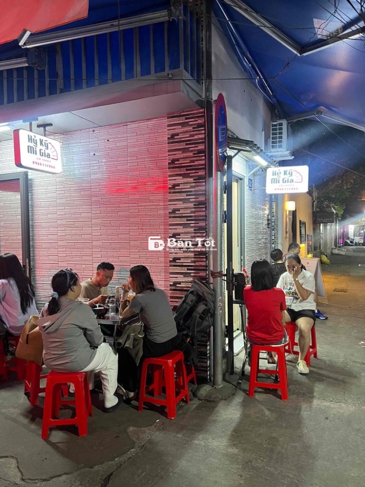 Tuyển Phụ Bếp Quận 3 - Tân Bình
