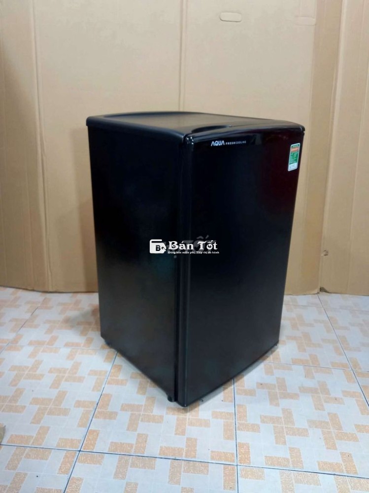 Tủ lạnh Aqua F993N7 1ngăn nhỏ gọn, mới keng,