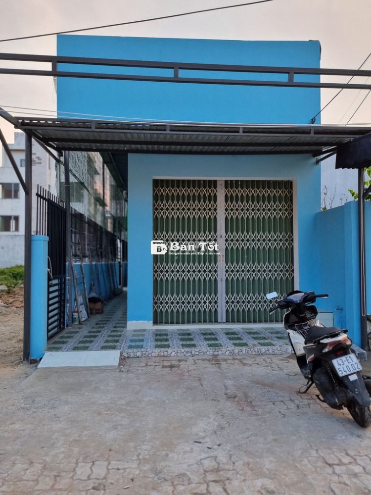 Cho thuê phòng có gác lửng , điều hòa ( phòng mặt tiền)