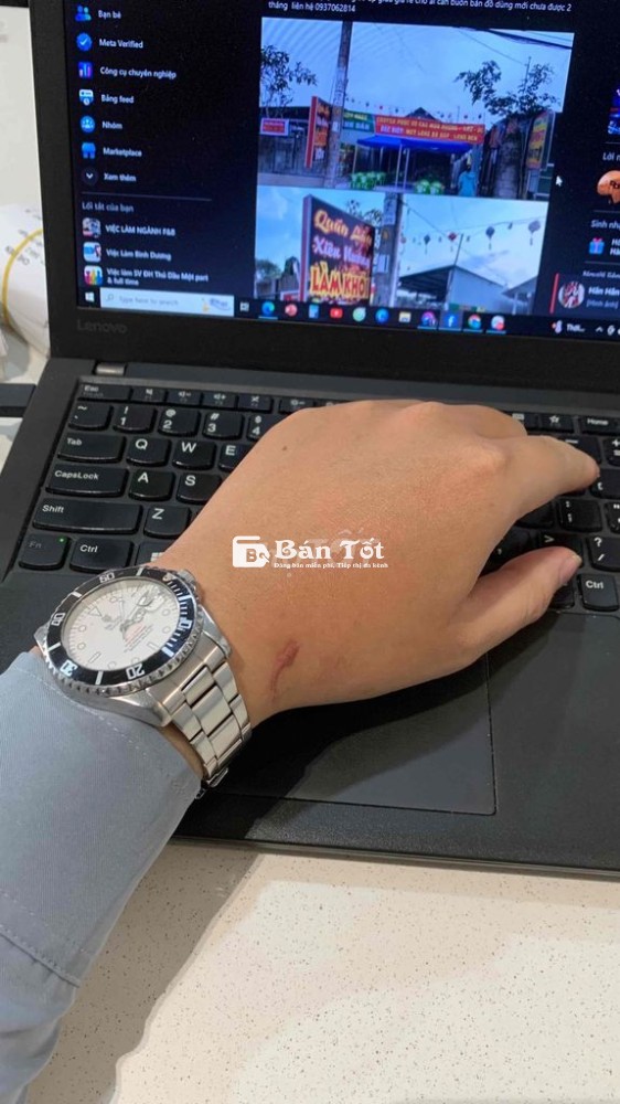 dư nên bán bớt 2 đồng hồ nhật