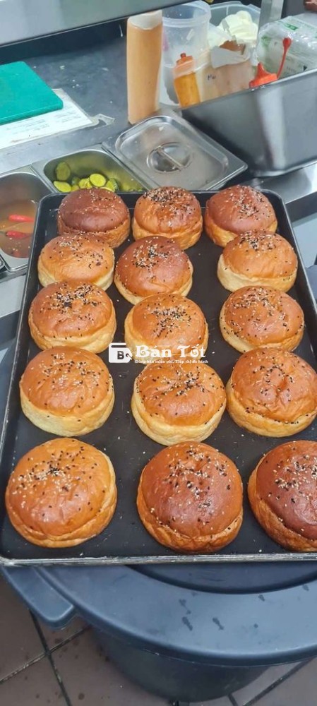 BẾP BÁNH LÀM VỎ BURGERS QUẬN 1