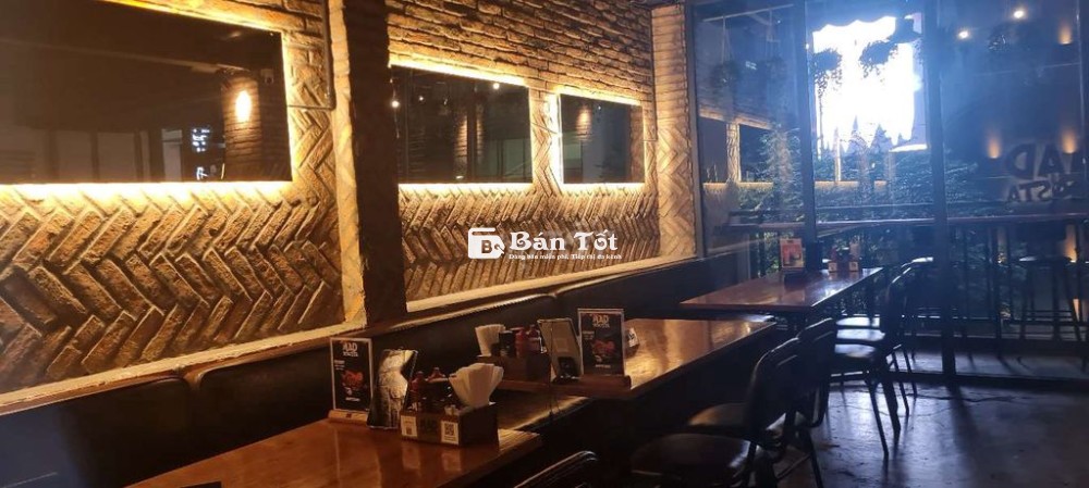 BẾP BÁNH LÀM VỎ BURGERS QUẬN 1