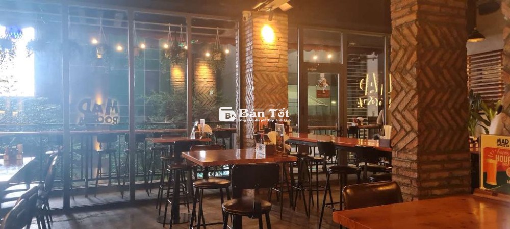 BẾP BÁNH LÀM VỎ BURGERS QUẬN 1