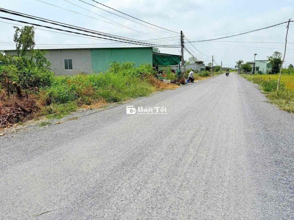 mặt tiền đuong nhựa Nguyễn văn Mỹ