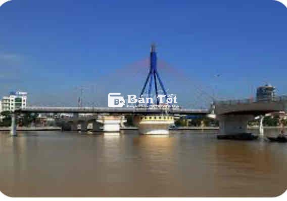 Bán đất tặng nhà MT Trần Hưng Đạo,diện tích khủng,ngang đến 11m