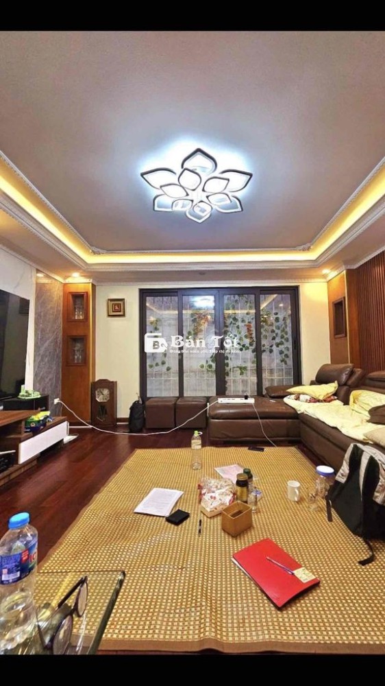 NHÀ ĐẸP TỰ XÂY – 6 TẦNG THANG MÁY – NGÕ THÔNG Ô TÔ – PHỐ VÕ THỊ SÁU -