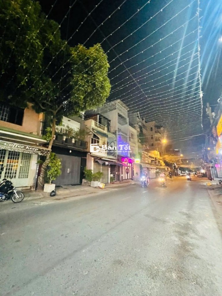 Bán nhà 50m2, Hẻm xe hơi Đường Lê Sát, Quận Tân Phú