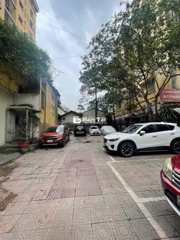 Bán nhà chung cư Hồ Đền Lừ 40m2 T2 giá 2.35 tỷ có thương lượng