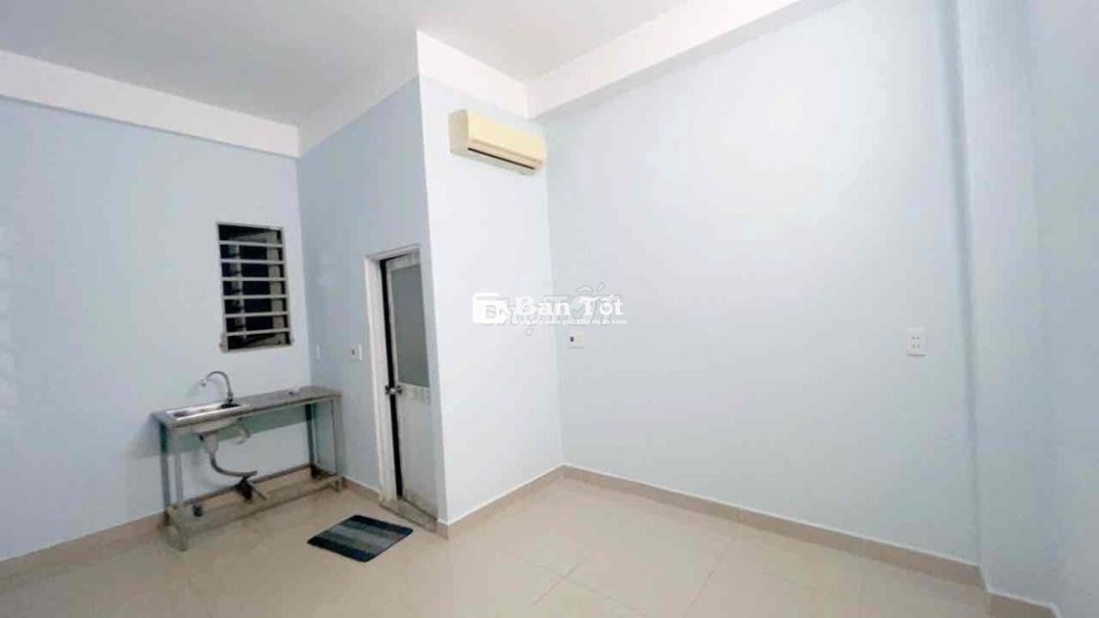 Cho thuê phòng có máy lạnh giá 2,6Tr ở Cầu Tham Lương