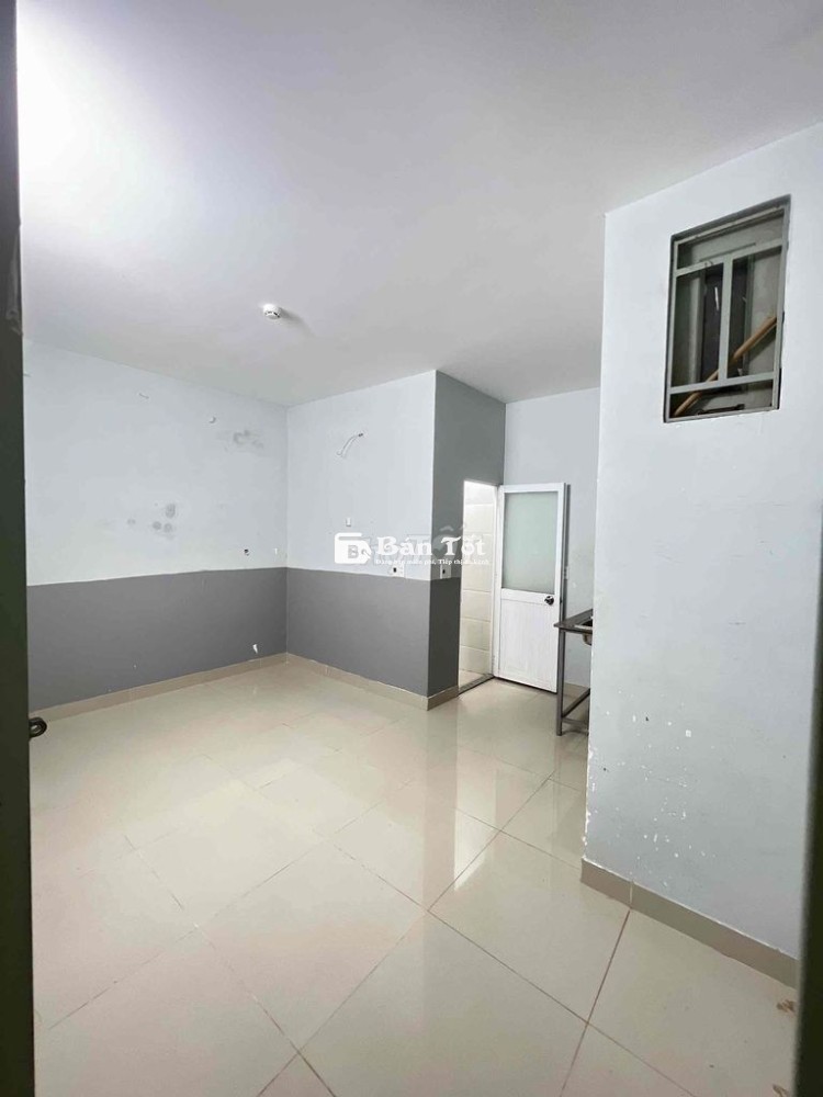 Cho thuê phòng có máy lạnh giá 2,6Tr ở Cầu Tham Lương