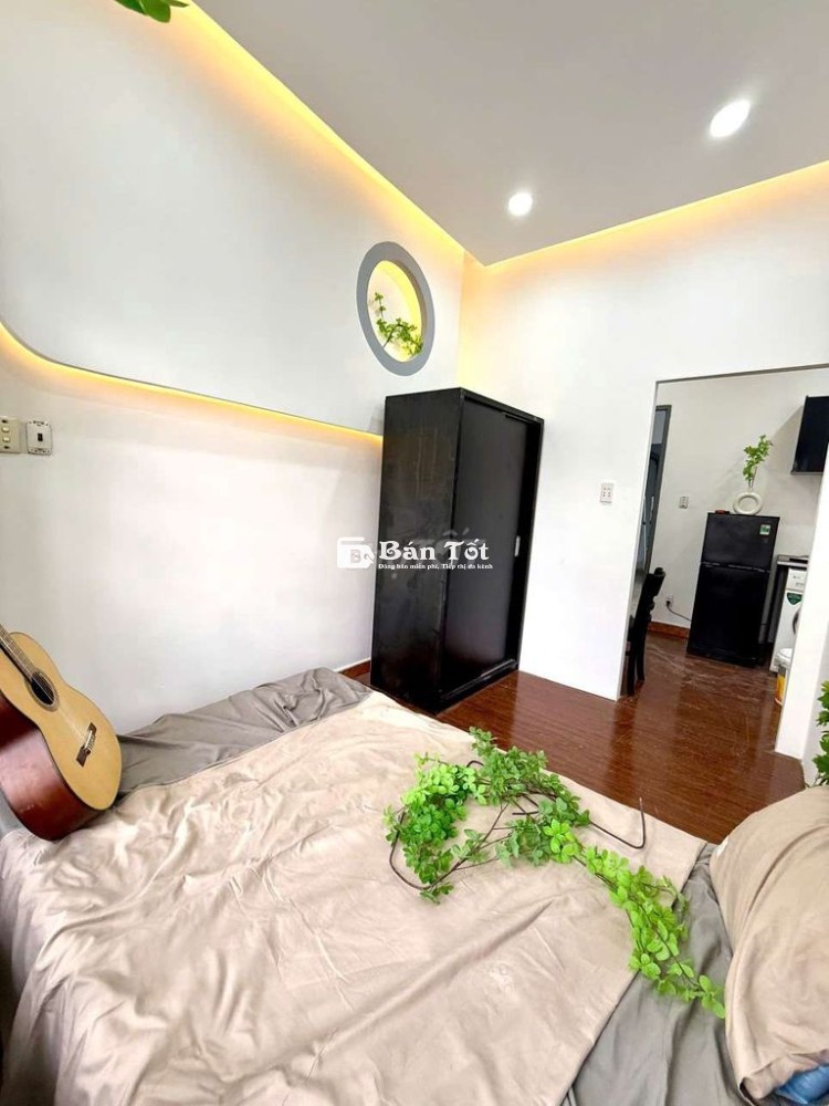 CHÍNH chủ cho thuê 2 P ngủ 50m2 Ban Công to