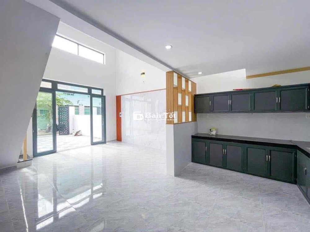 Giảm 300tr, Bán Gấp Nhà 1 Trệt 1 Lửng Đúc Kiên Cố Ngay Cuối Đường Đồng