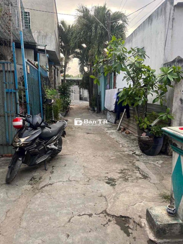 Bán nhà 106m2 thổ cư 1 sẹc đường Lê Thị Đảo,đi bộ 200mét ra tới chợ