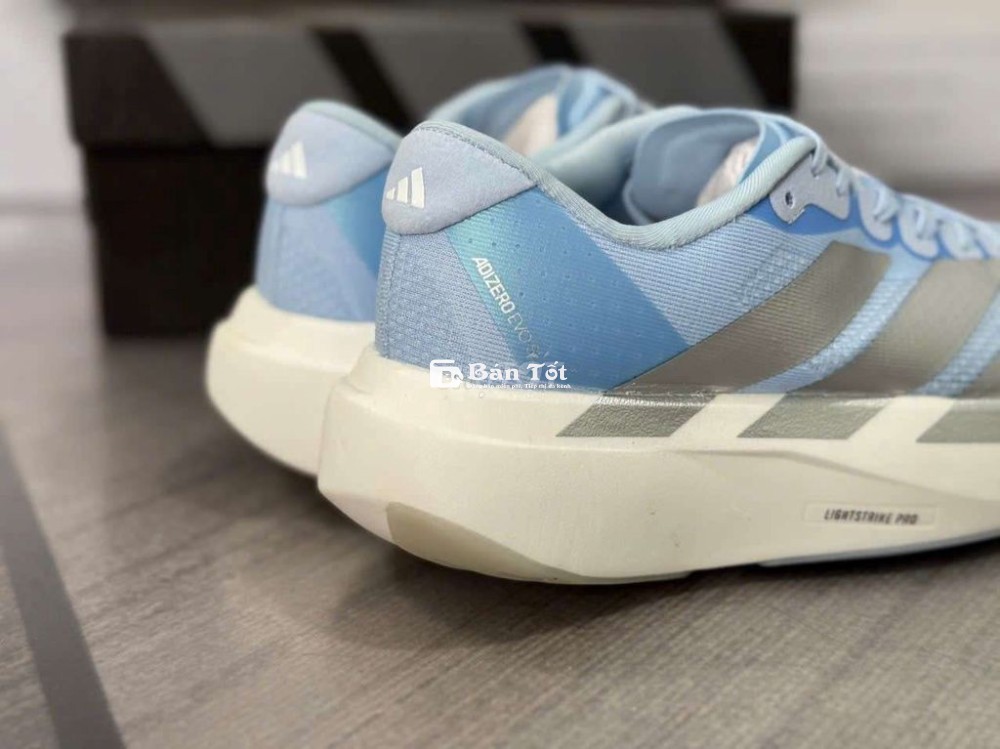 Giày chạy bộ nam Adidas Adizero