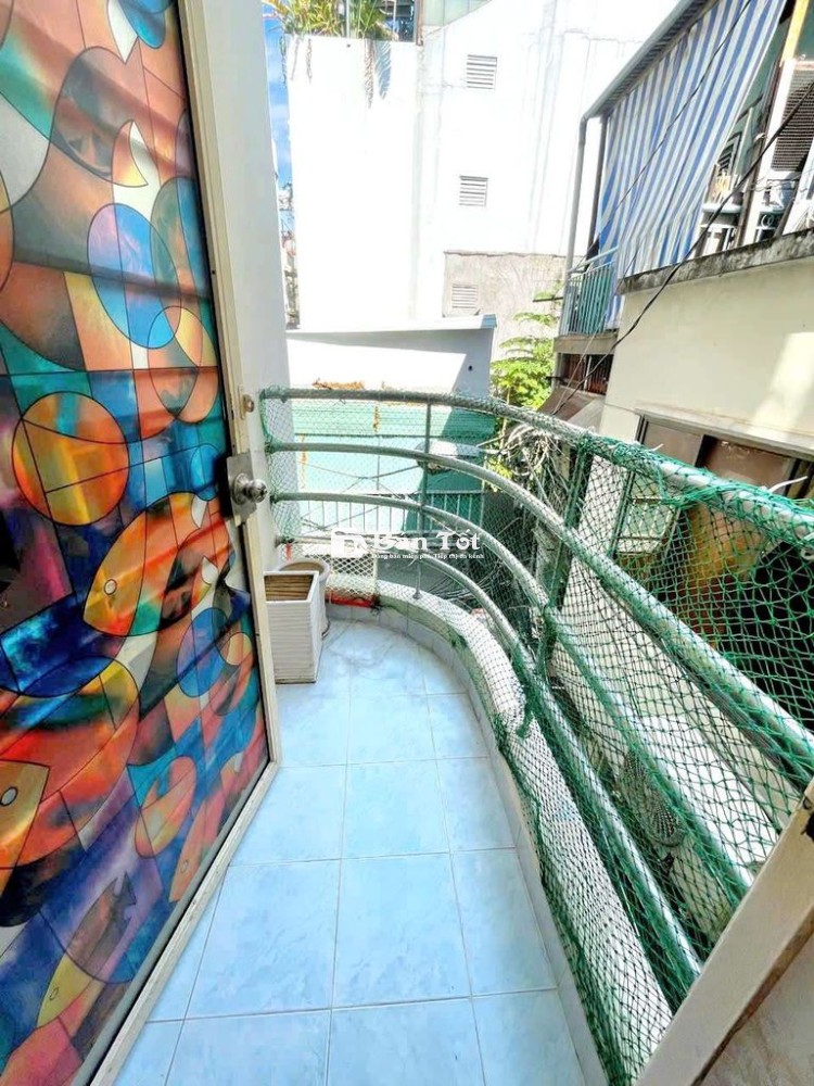 CHDV Studio ban công Lê Lai Q1 ngay công viên 23/9 đầy đủ tiện nghi
