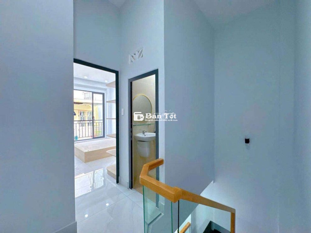Nguyễn Cửu Vân_ DT 40m²_ 2 Tầng 3 phòng_ Nhà Mới Chỉ 4.9 Tỷ