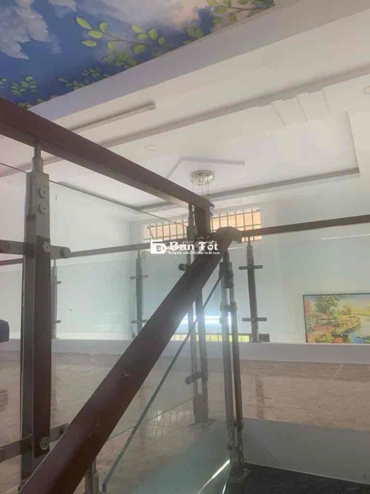 NHÀ BÁN, HÊM XE HƠI THÔNG, 40m2, GÒ VẤP, NHỈNH 5 TỶ