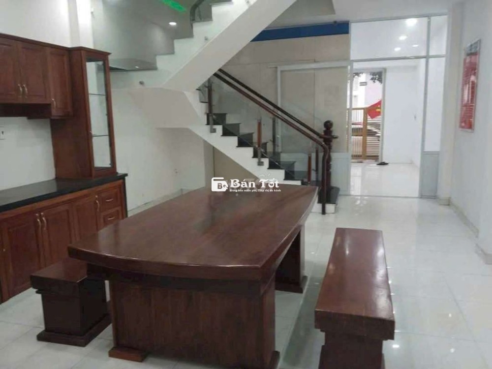 Cho thuê nhà 1 trệt 2 lầu 4pn 4wc khu đô thị Phúc Đạt Phú Lợi