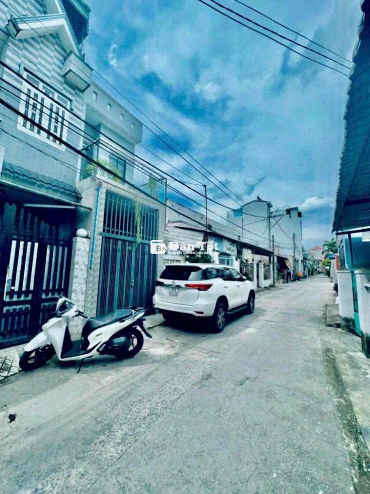 cho thuê nhà nguyên căn 1t1l p Tân phong 2 p ngủ D xe hơi
