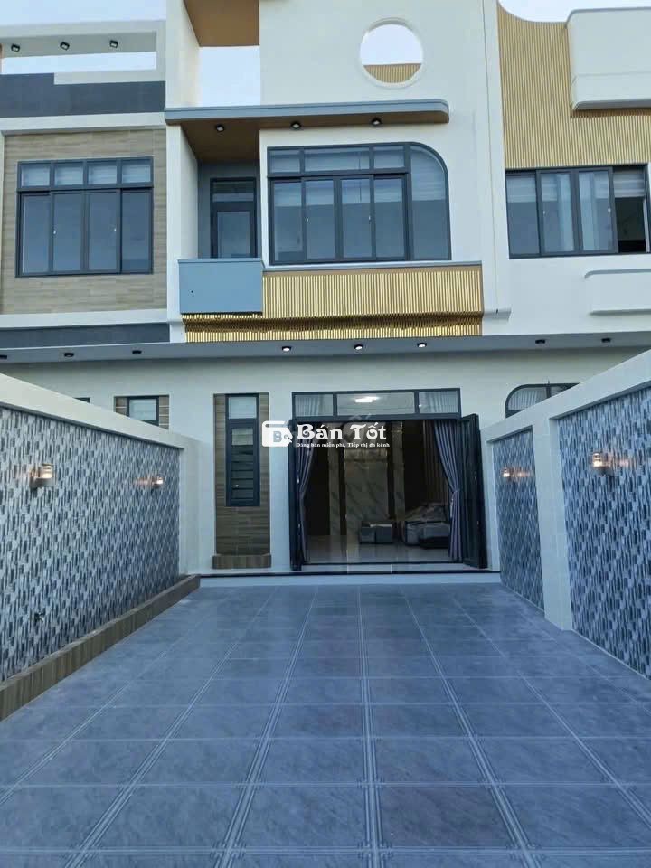 BÁN 3 CĂN 1 TRỆT 1LẦU ĐÃ HOÀN THIỆN-TẶNG NỘI THẤT,PHƯỚC HƯNG,LONG ĐIỀN
