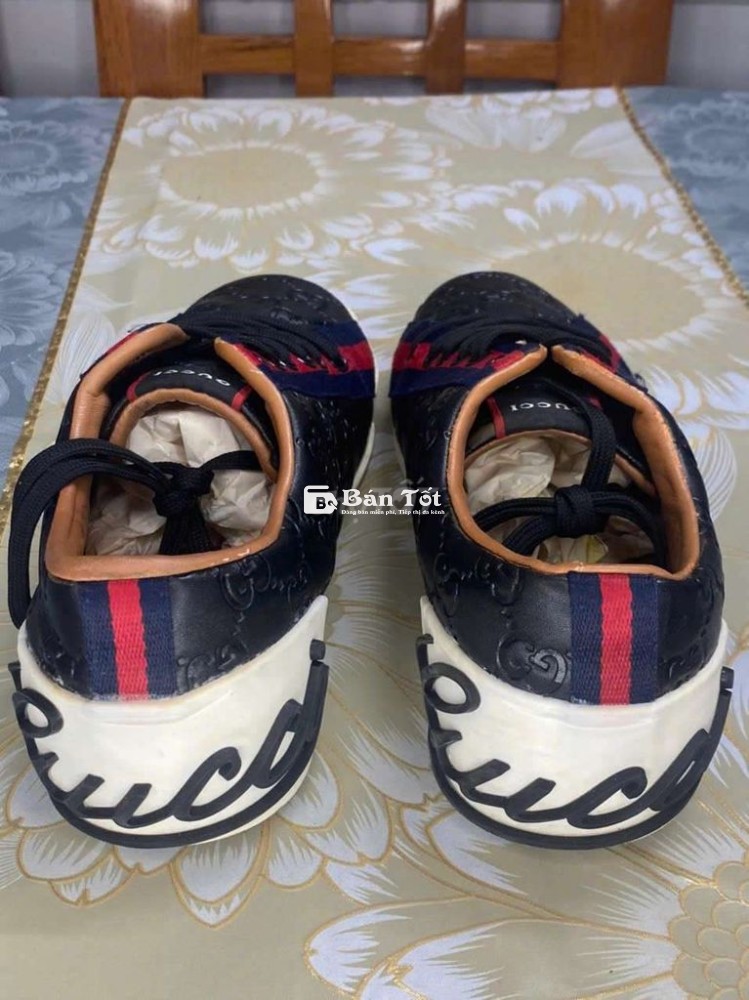 Giày Gucci size 39