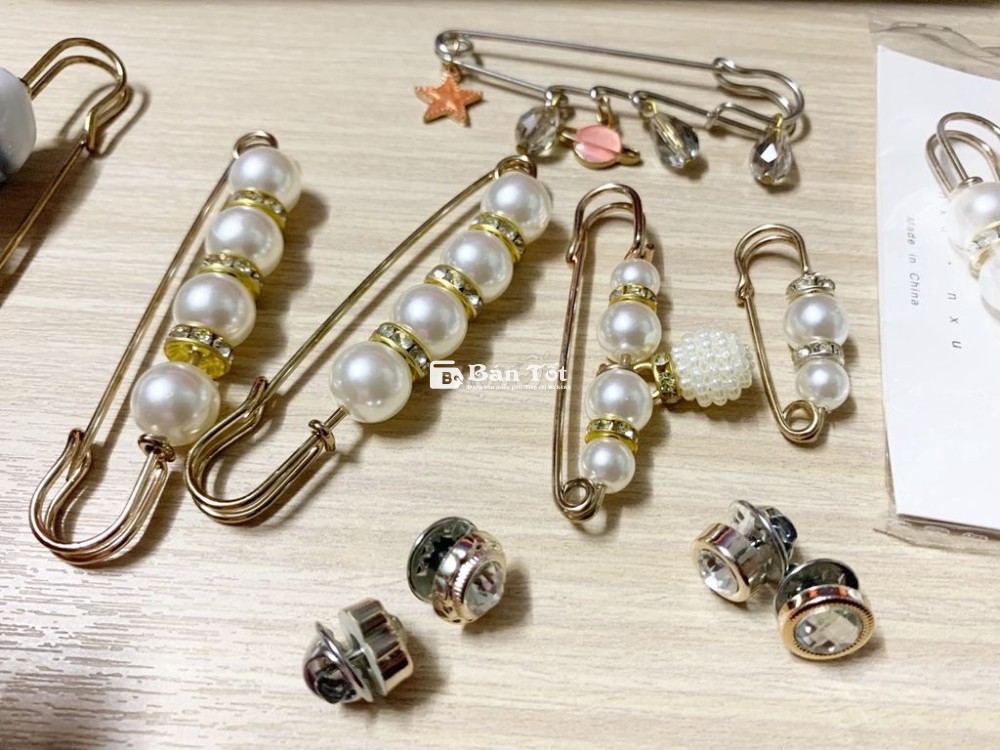 Set 10 ghim cài áo new 100%