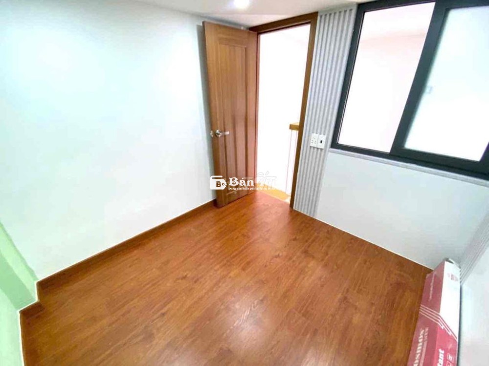 Chỉ 3.38 Tỷ- Nhà đẹp SHR 3PN full nội thất sát chợ Hiệp Thành HT26 Q12