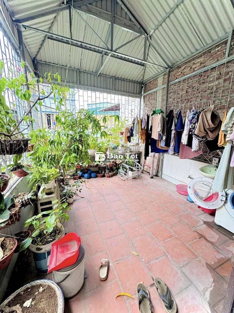 Bán nhà Gốc đề. Lô Góc, vị trí đẹp, Cho thuê tốt. Tiềm năng tăng giá.