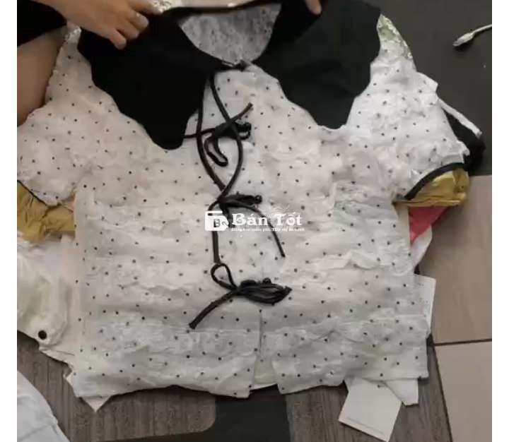 Lô 100 cái đồ bộ, áo, đầm