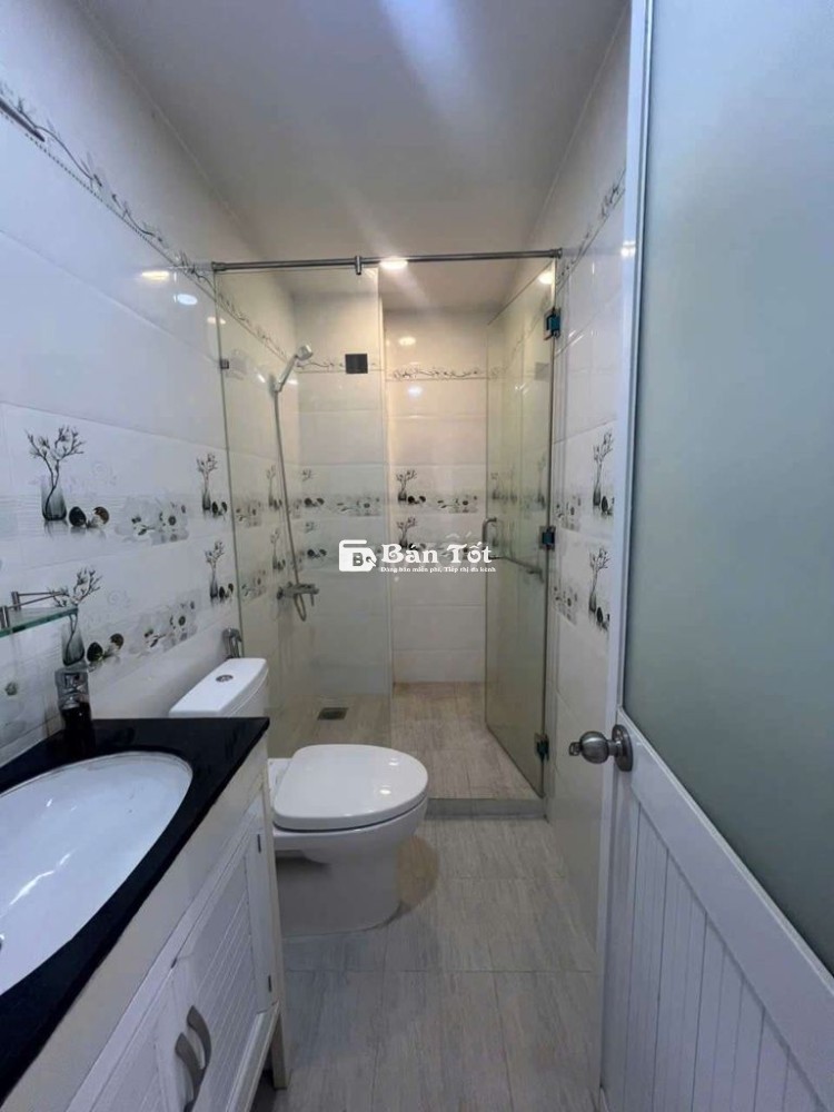 3 tầng BTCT, 6x12m Âu Cơ, Quận 11. Tâng nội thất