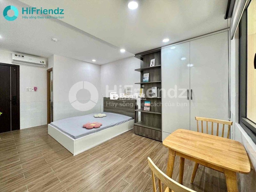 TIỆN DI CHUYỂN VÔ QUẬN 1 VÀ TRUNG TÂM , GẦN LOTTE MART , CRESCENT MALL