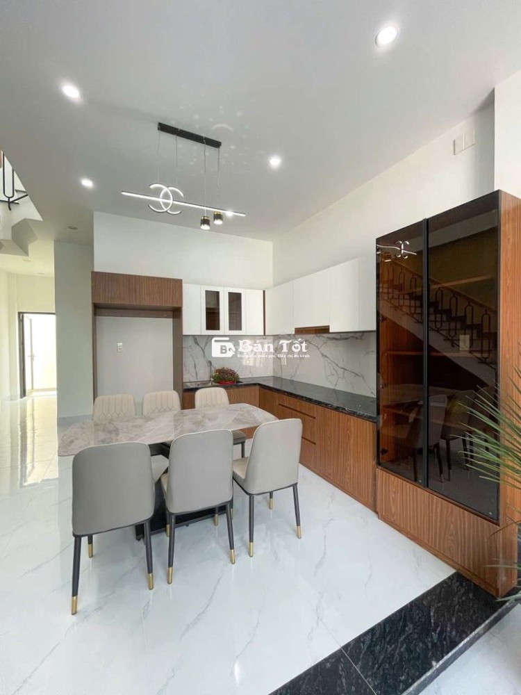 Bán nhà thiết kế hiện đại Giáp Đồng Khởi chỉ cần thanh toán 550tr