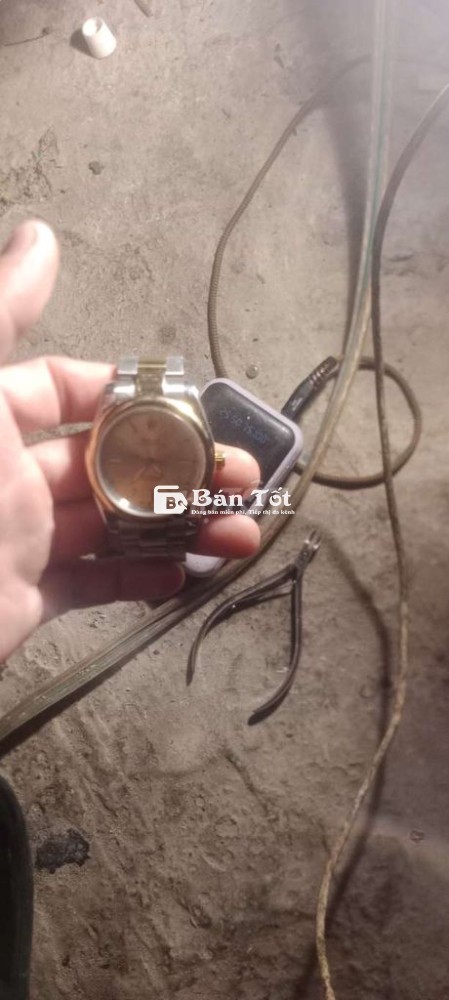 Cần bán đồng hồ