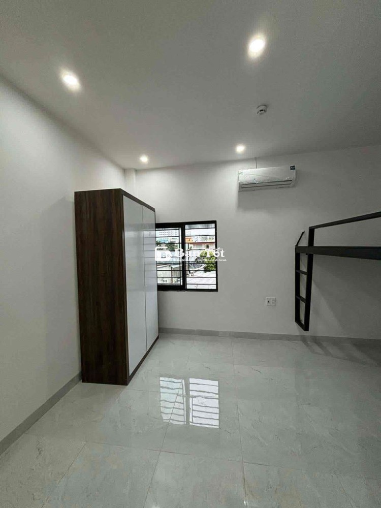 Cho thuê căn hộ mới, full nội thất gần vincom, sát cầu rồng